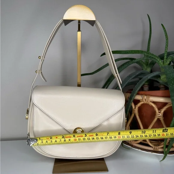 VTG 70s Bally International Cream Leather Shoulder Bag Italy Made Gold Hardware - Picture 12 of 14